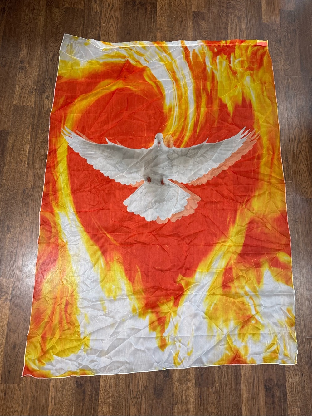 2 Praise & Worship/ Dance Flags includes extendable wands  and bag